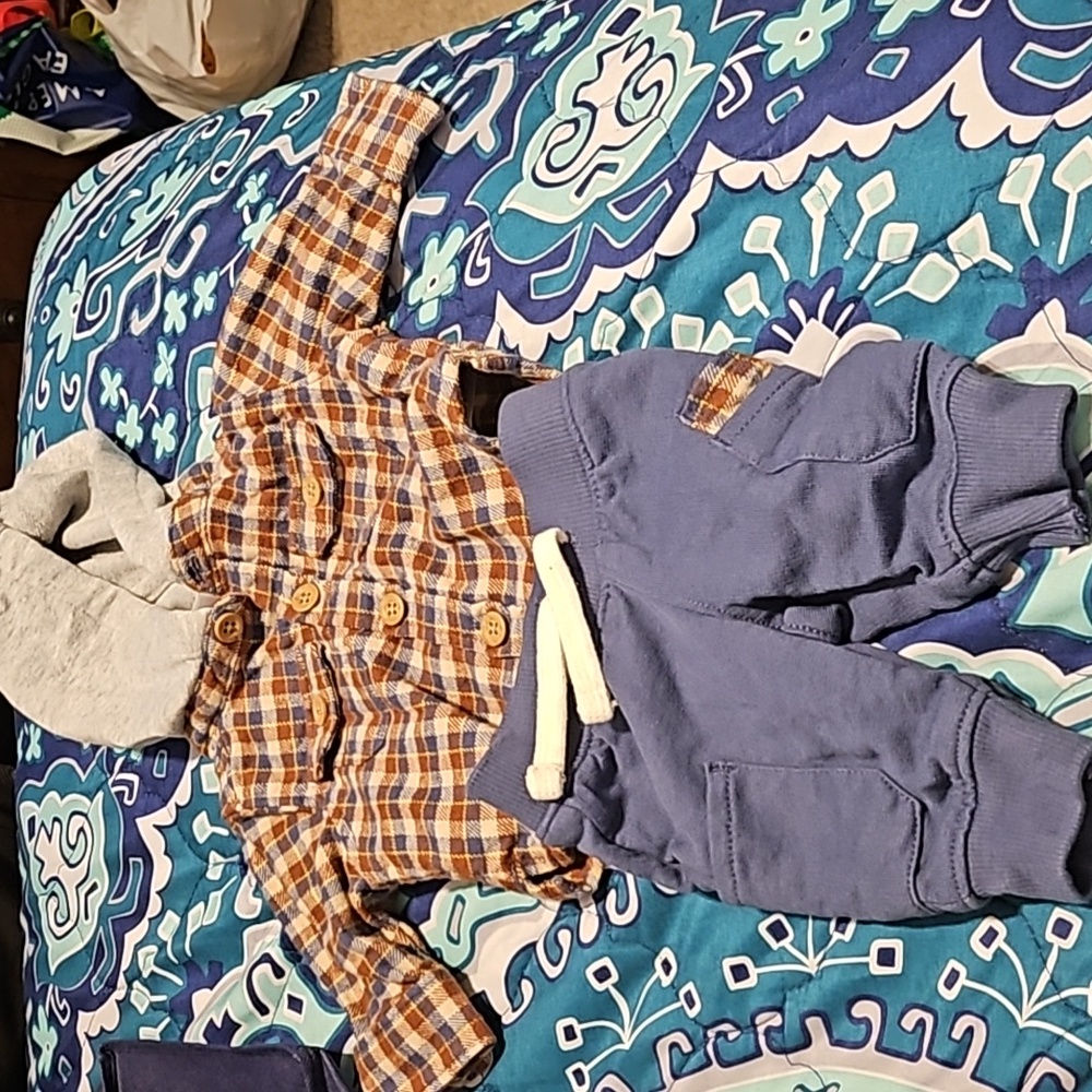 Baby clothes